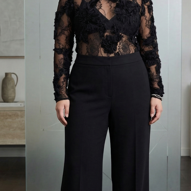 Aknvas Freja Lace Top (Black)