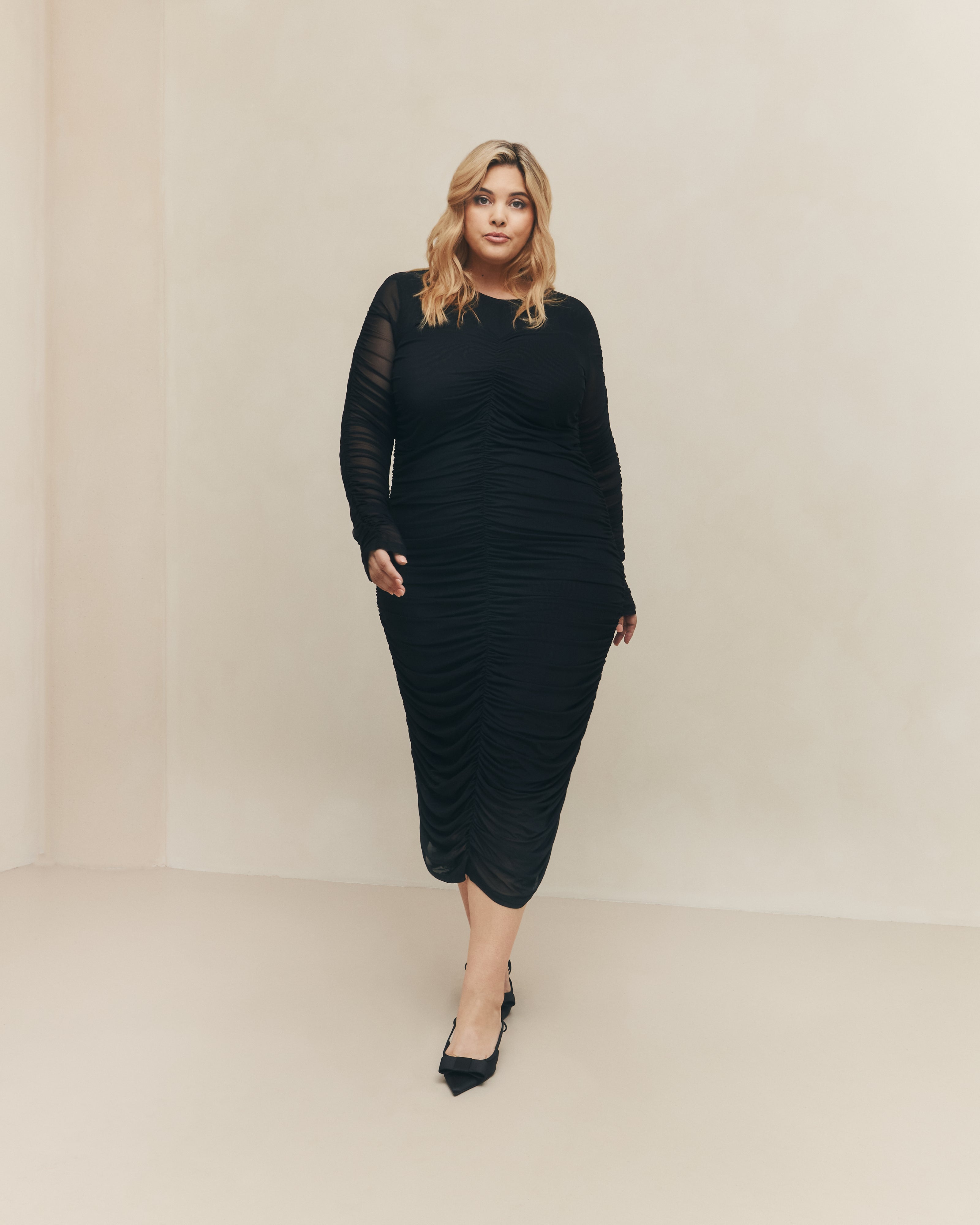 Hilary MacMillan - Mesh Ruched Sleeve Dress (Black)