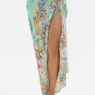 Camilla - Long Sarong in  the Garden of Queluz - Image 6